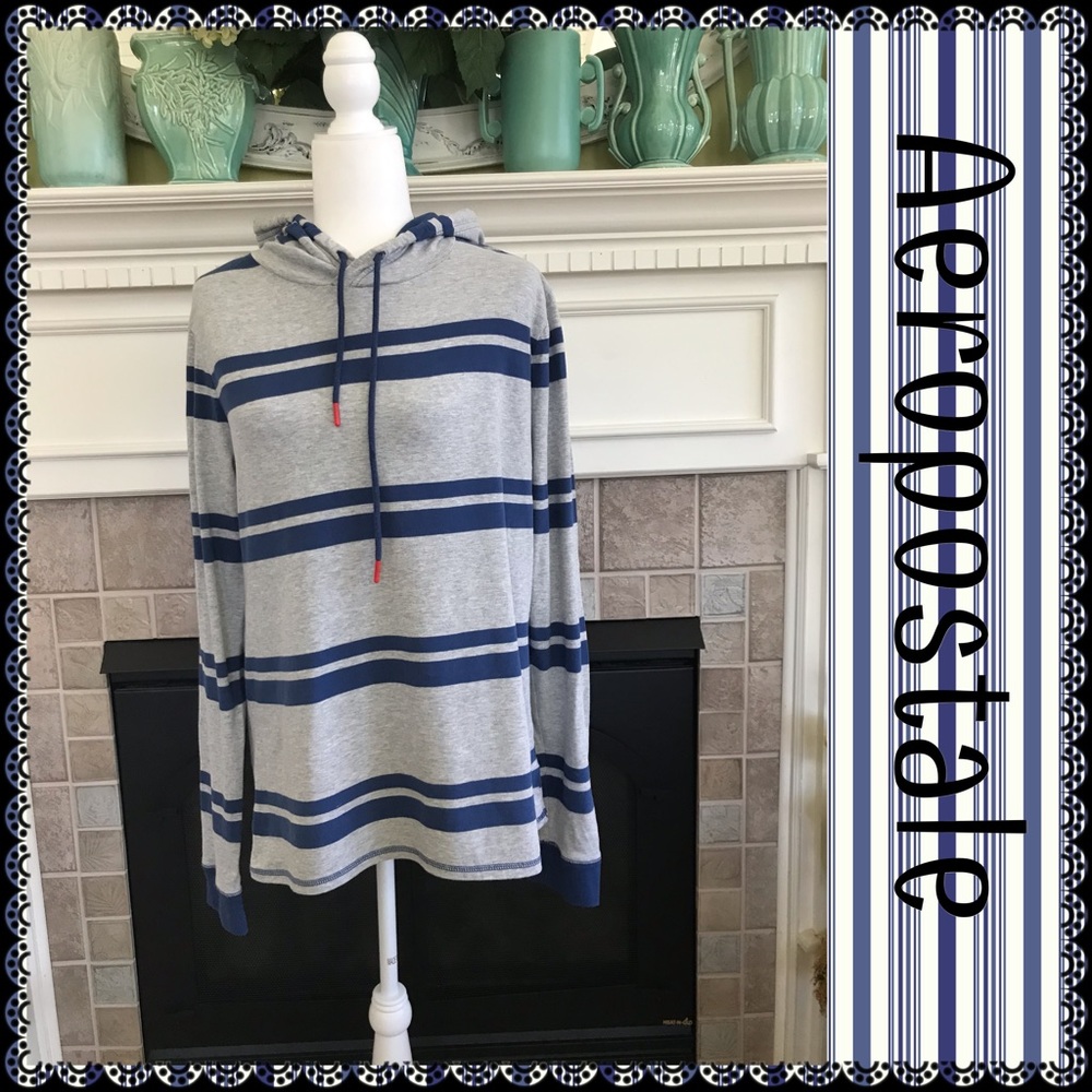 Aeropostale hooded shirt, size XL